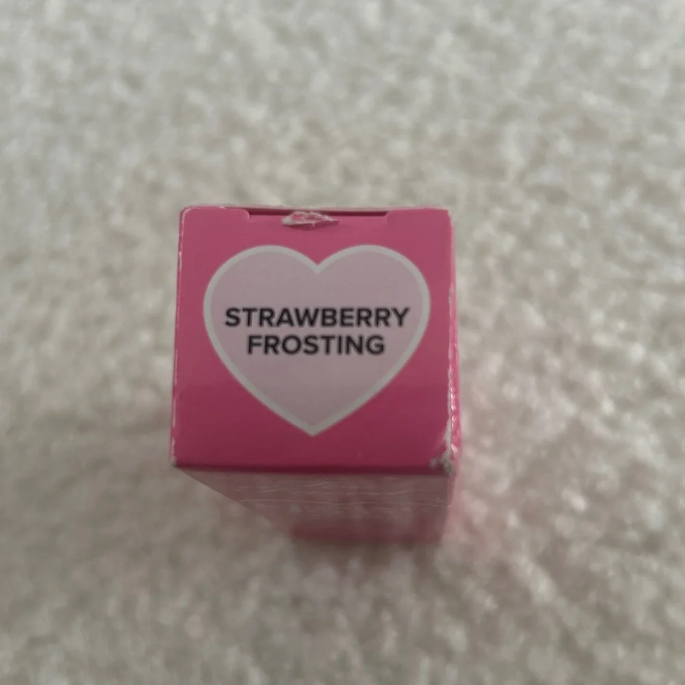 Too Faced Kissing Jelly Hydrating Lip Oil Gloss in Strawberry Frosting NEW